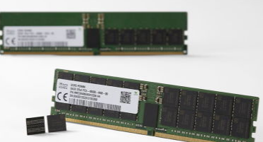 SK海力士开发全球首款64GBDDR5RAM模块